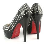 Christian Louboutin Spikes Rounded toe Platforms Black_3.jpg