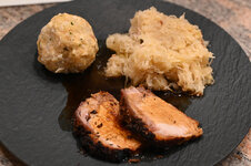 Schweinsbraten-0602.jpg Schweinsbraten-0602.jpg