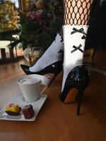 HeelsCoffee-3012-2.jpg