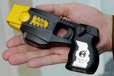 taser.5237806.jpg