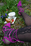 HeelsCoffee0404-1a.jpg