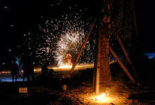 Phil22_200.jpg Phil22_200.jpg